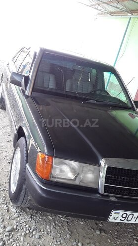 Mercedes 190 1990, 555,555 km - 2.0 l - Salyan
