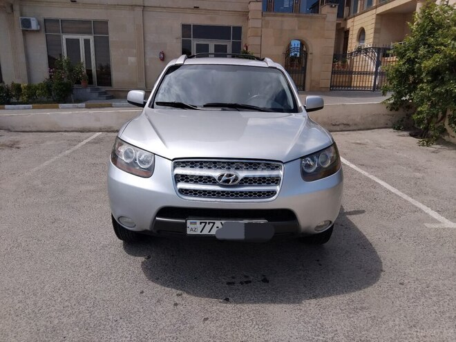 Hyundai Santa Fe-1