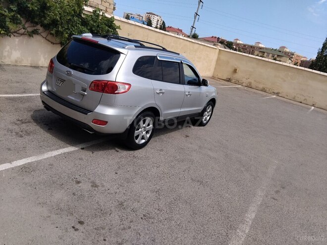 Hyundai Santa Fe-9