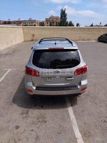 Hyundai Santa Fe-10