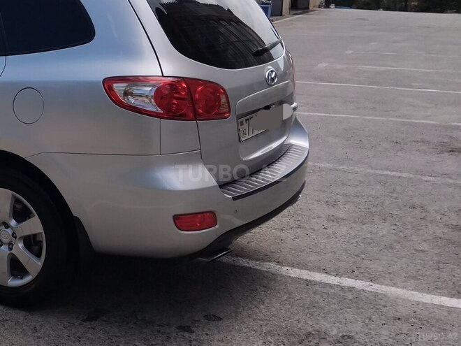 Hyundai Santa Fe-12