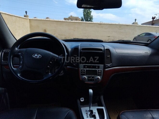 Hyundai Santa Fe-14