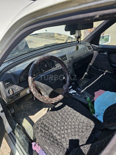 Mercedes C 220 1994, 296,000 km - 2.2 l - Bakı
