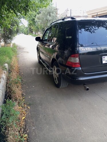 Mercedes ML 400 4MATIC 2001, 342,133 km - 4.0 l - Salyan
