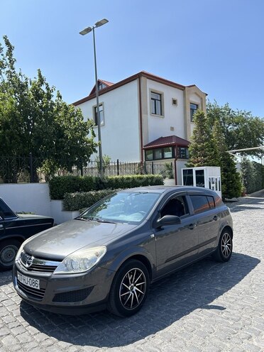 Opel Astra 2009, 240,000 km - 1.6 l - Bakı