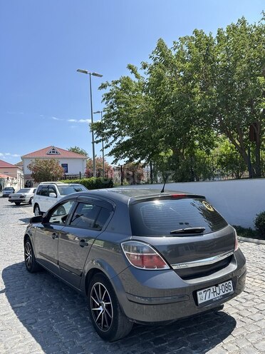 Opel Astra 2009, 240,000 km - 1.6 l - Bakı