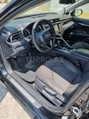 Toyota Camry-8