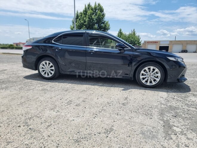 Toyota Camry-7