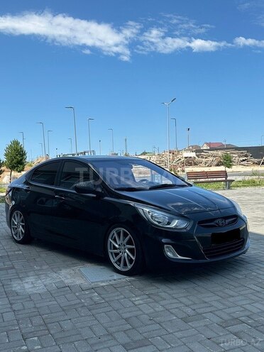 Hyundai Accent 2013, 220,000 km - 1.6 l - Bakı