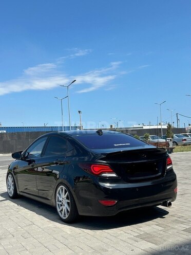 Hyundai Accent 2013, 220,000 km - 1.6 l - Bakı