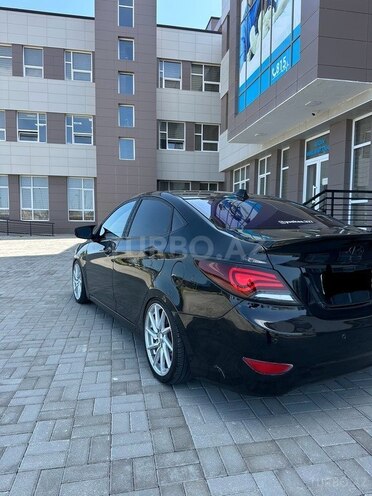 Hyundai Accent 2013, 220,000 km - 1.6 l - Bakı