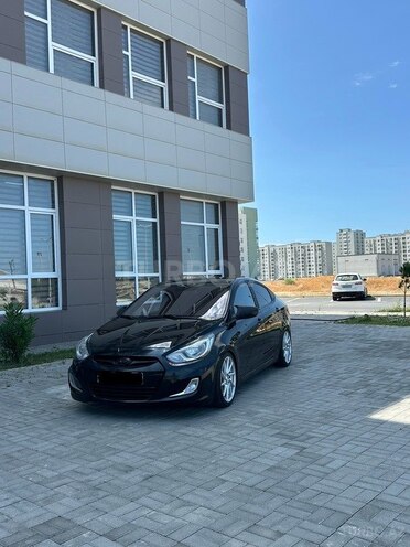 Hyundai Accent 2013, 220,000 km - 1.6 l - Bakı