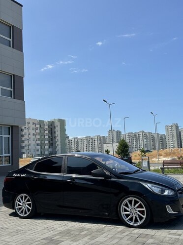 Hyundai Accent 2013, 220,000 km - 1.6 l - Bakı