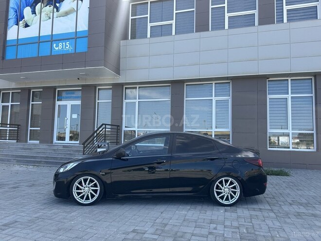 Hyundai Accent 2013, 220,000 km - 1.6 l - Bakı