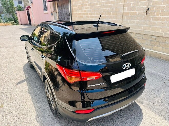 Hyundai Santa Fe-10