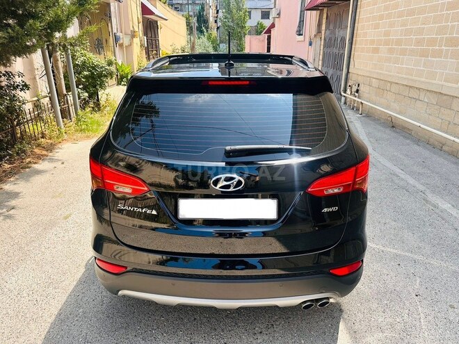 Hyundai Santa Fe-12