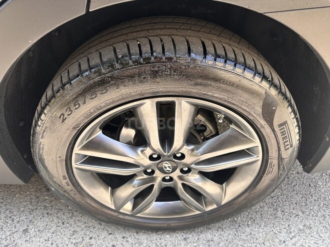 Hyundai Santa Fe-19