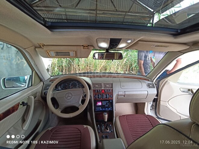 Mercedes C 230 1998, 331,210 km - 2.3 l - Beyləqan