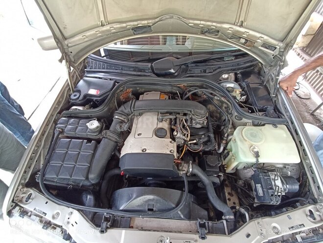Mercedes C 230 1998, 331,210 km - 2.3 l - Beyləqan