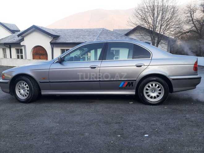 BMW 520-3