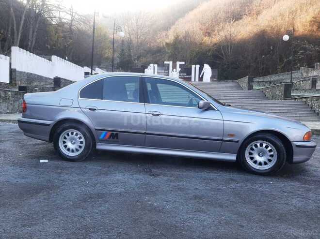 BMW 520-5