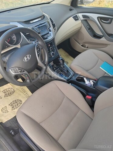 Hyundai Elantra 2015, 138,000 km - 1.8 l - Bakı
