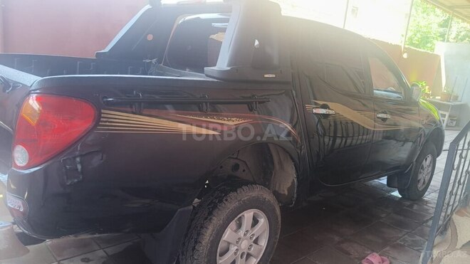 Mitsubishi L200 2012, 238,000 km - 2.5 l - Sumqayıt