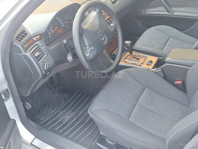 Mercedes E 220 d 2000, 337,000 km - 2.2 л - Bakı