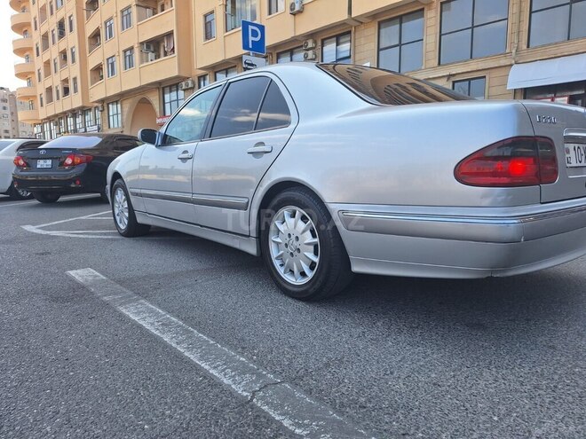 Mercedes E 220 d 2000, 337,000 km - 2.2 л - Bakı