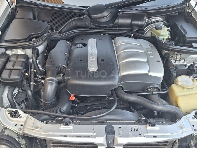 Mercedes E 220 d 2000, 337,000 km - 2.2 л - Bakı