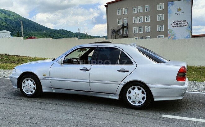 Mercedes C 180 1996, 90,539 km - 1.8 л - İsmayıllı