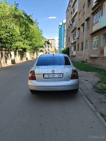 Volkswagen Passat 2001, 365,157 km - 2.0 l - Gəncə