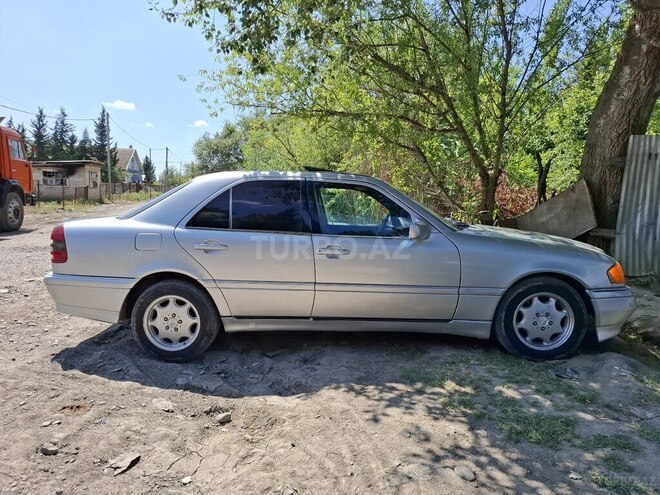 Mercedes C 180 1994, 120,000 km - 1.8 l - Bakı