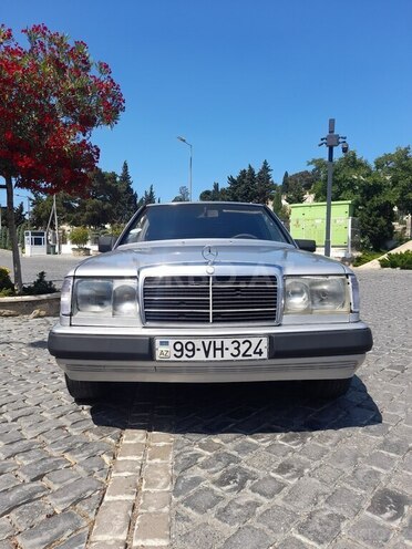 Mercedes E 200 d 1989, 455,550 km - 2.0 l - Bakı