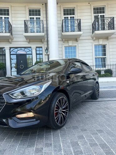 Hyundai Accent 2019, 80,000 km - 1.6 l - Bakı