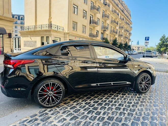 Hyundai Accent 2019, 80,000 km - 1.6 l - Bakı