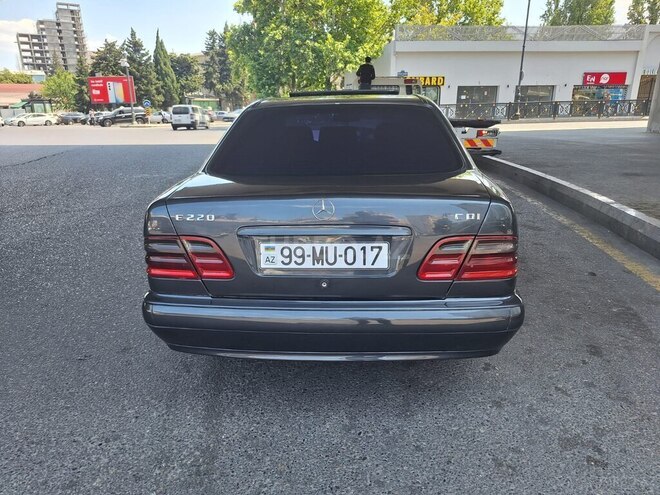 Mercedes E 220 d 2000, 396,000 km - 2.2 l - Bakı
