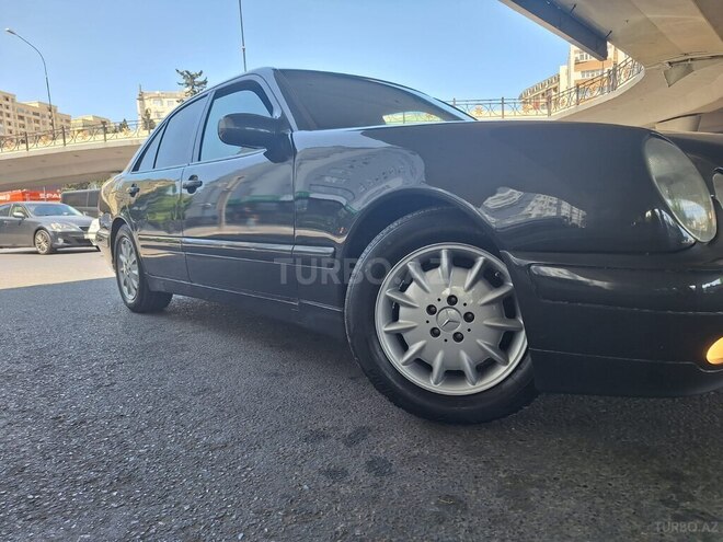 Mercedes E 220 d 2000, 396,000 km - 2.2 l - Bakı