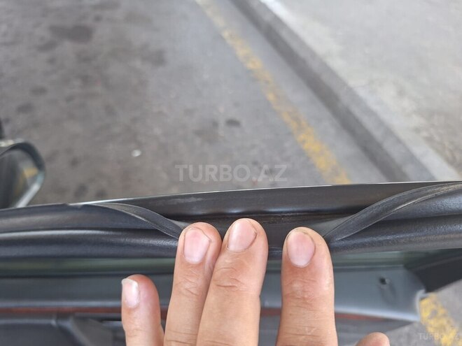 Mercedes E 220 d 2000, 396,000 km - 2.2 l - Bakı
