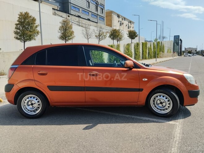 Kia Rio 2005, 220,000 km - 1.4 l - Bakı
