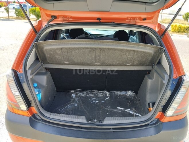 Kia Rio 2005, 220,000 km - 1.4 l - Bakı