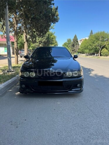 BMW 540 2001, 280,000 km - 4.4 l - Ağdaş