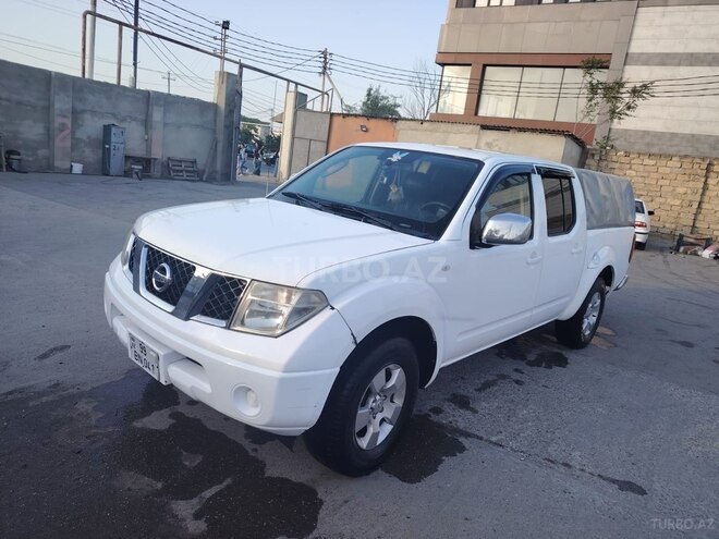Nissan Navara 2014, 440,000 km - 2.5 l - Bakı