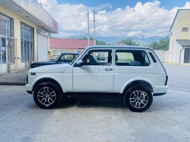 LADA (VAZ) Niva 2014, 140,000 km - 1.7 l - İsmayıllı
