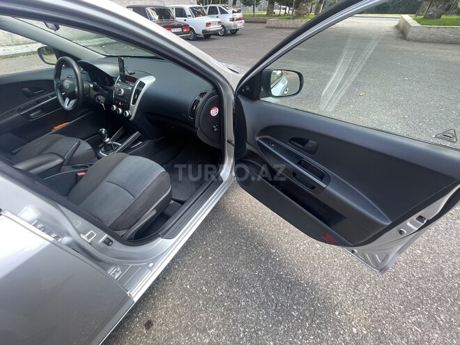 Kia Ceed 2010, 305,000 km - 1.4 л - İsmayıllı