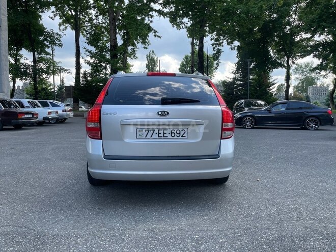 Kia Ceed 2010, 305,000 km - 1.4 л - İsmayıllı