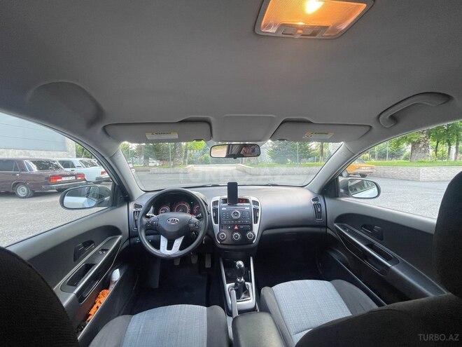 Kia Ceed 2010, 305,000 km - 1.4 л - İsmayıllı