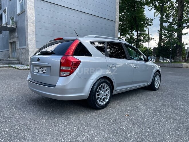 Kia Ceed 2010, 305,000 km - 1.4 л - İsmayıllı