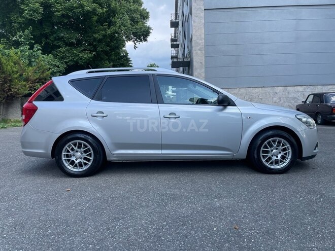 Kia Ceed 2010, 305,000 km - 1.4 л - İsmayıllı