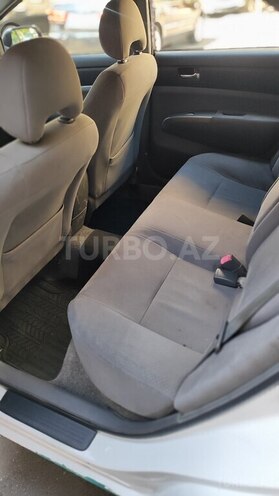 Toyota Prius-4